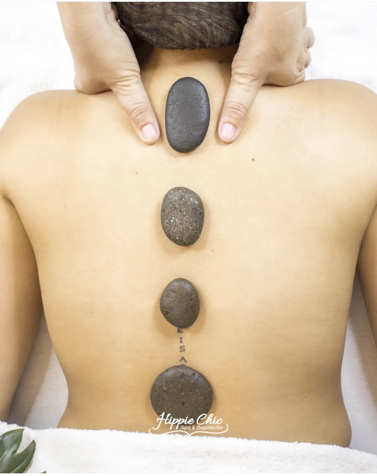 Masaje corporal en Hippie Chic